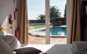 A Casa Branca - With Pool & Jacuzzi